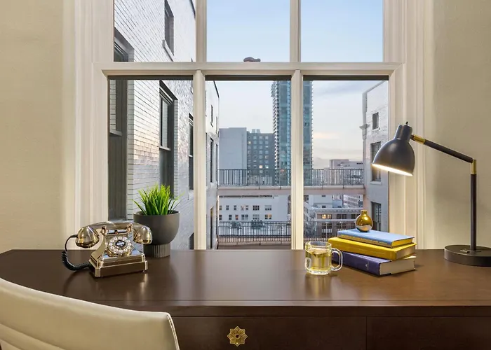 Magnolia Hotel Denver, A Tribute Portfolio Hotel