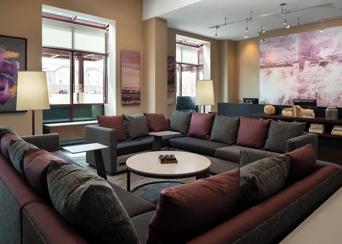 Courtyard By Marriott Denver Airport
